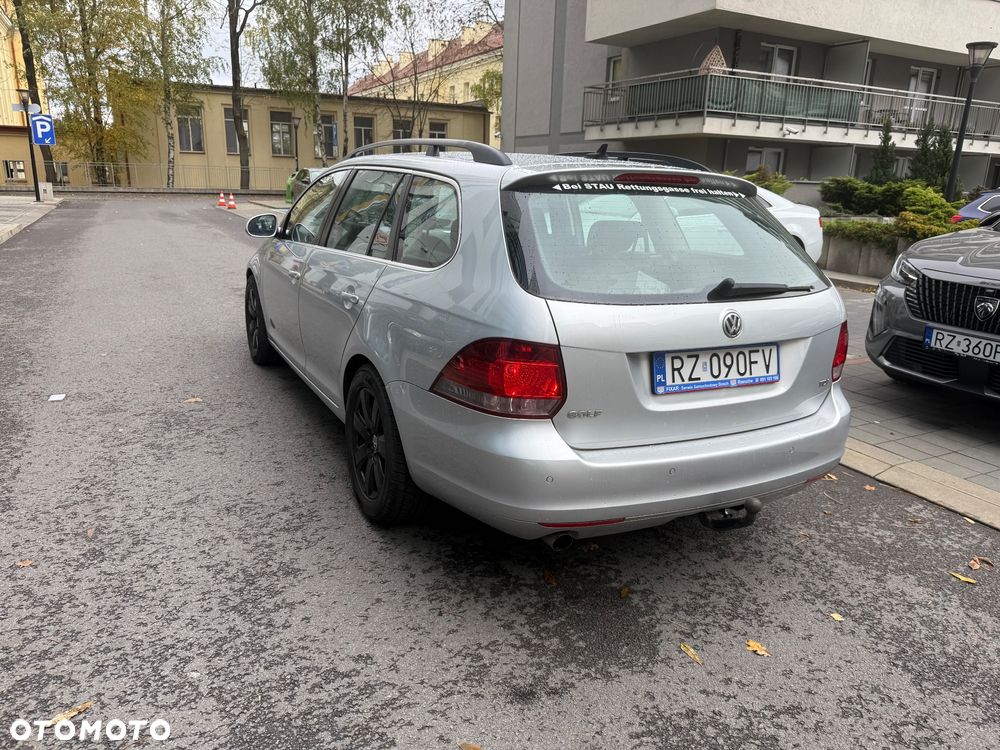 Volkswagen Golf 1.6 TDI DPF 4Motion Comfortline - 4