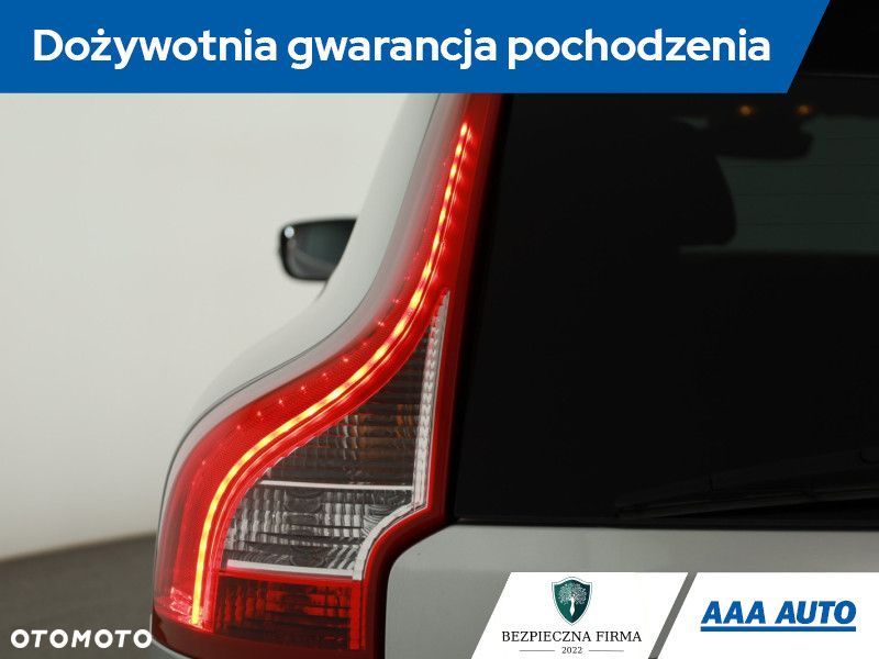 Volvo XC 60 - 21