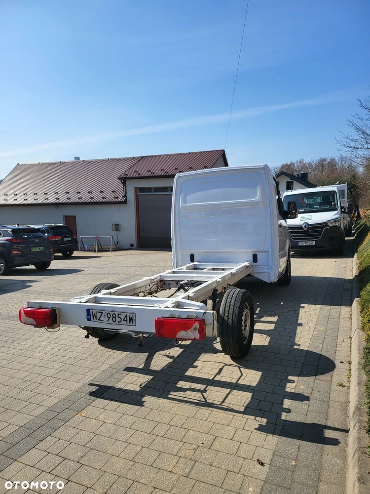 Mercedes-Benz Sprinter kontener windą - 4