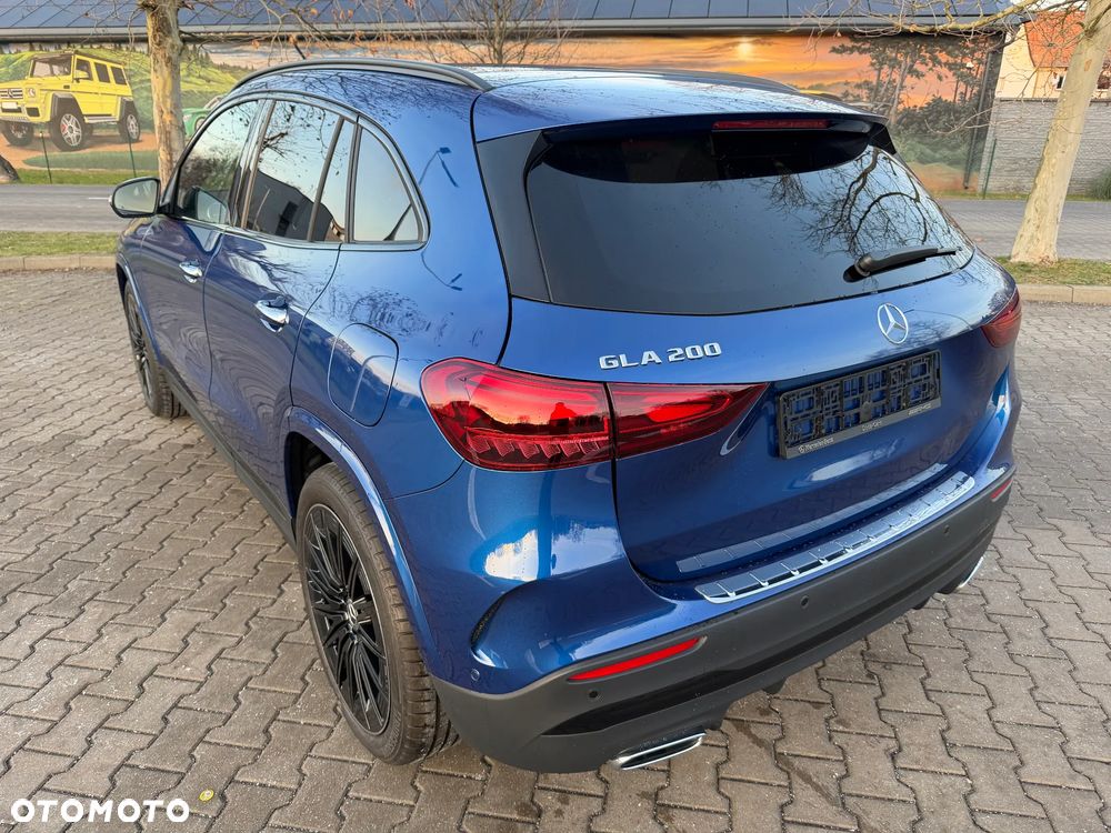 Mercedes-Benz GLA 200 7G-DCT AMG Line - 9