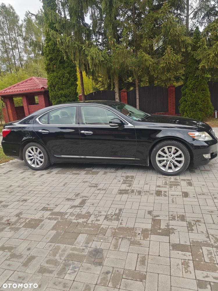 Lexus LS 460 Prestige AWD - 2
