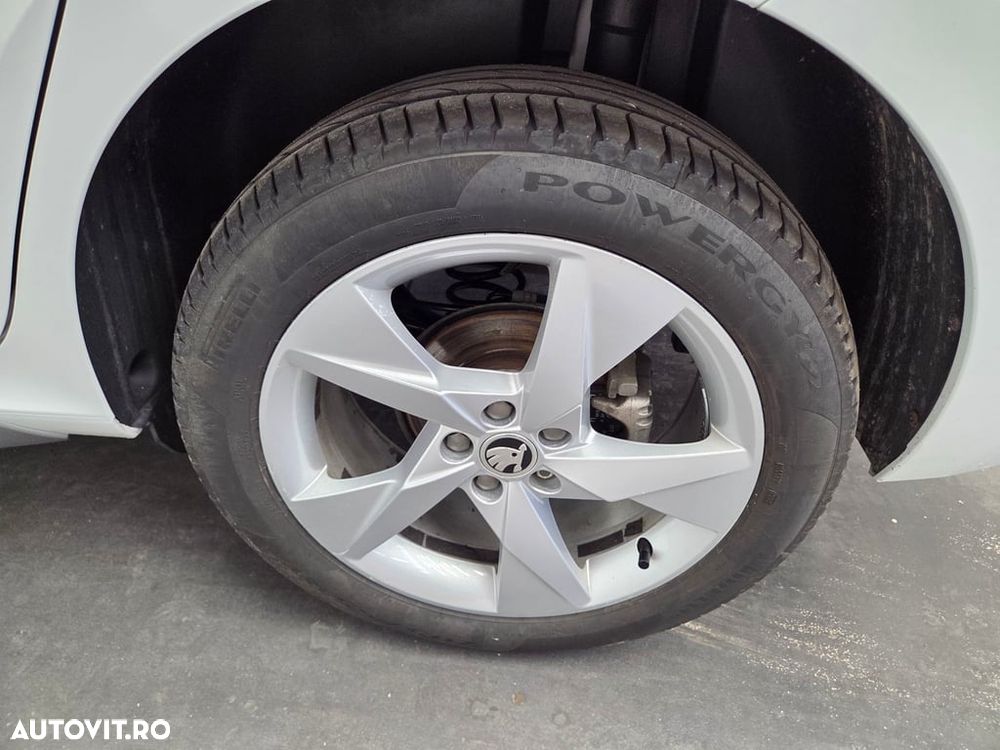 Skoda Kamiq 1.5 TSI DSG Style - 8