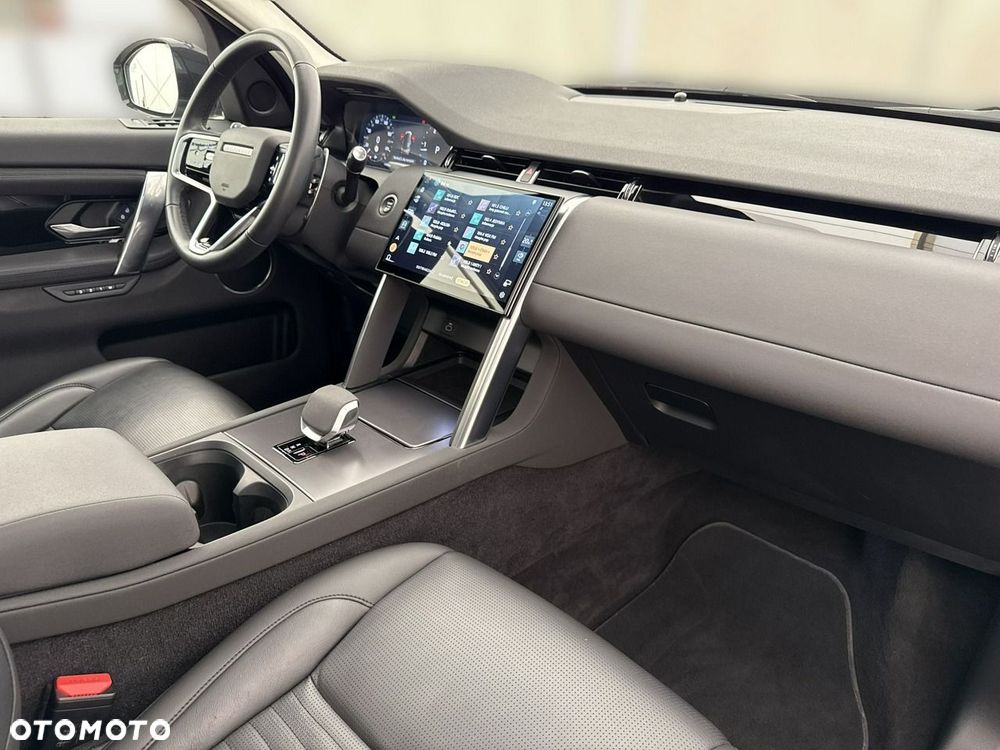 Land Rover Discovery Sport - 23