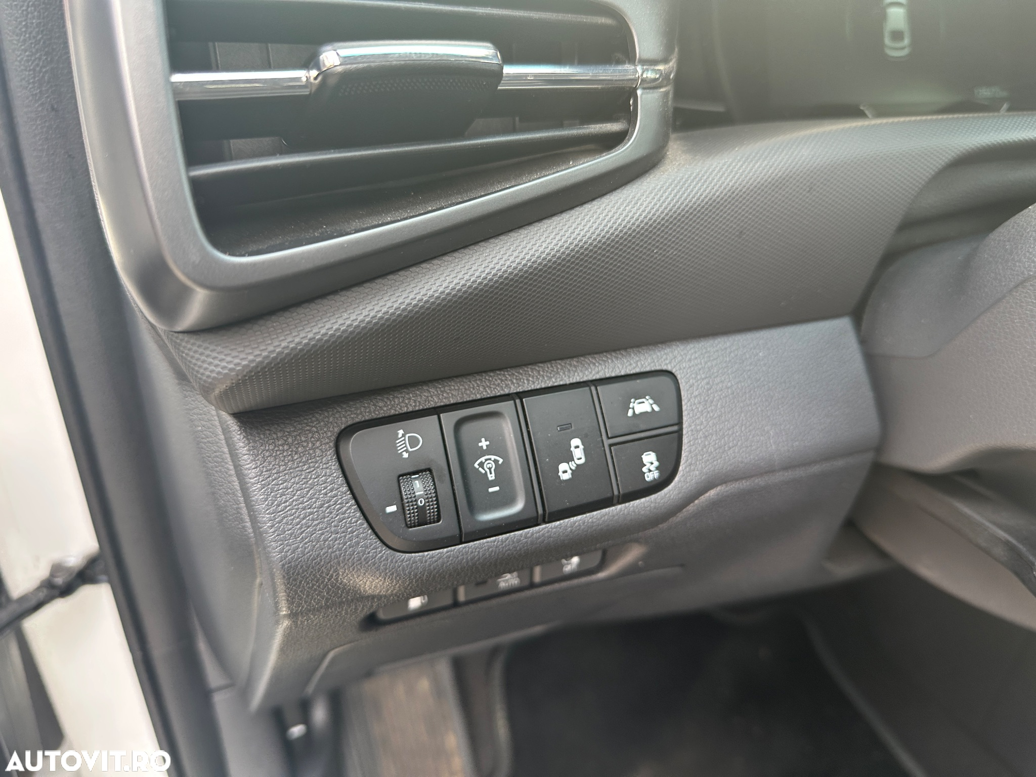 Hyundai IONIQ Plug-in-Hybrid 1.6 GDI Advantage - 7