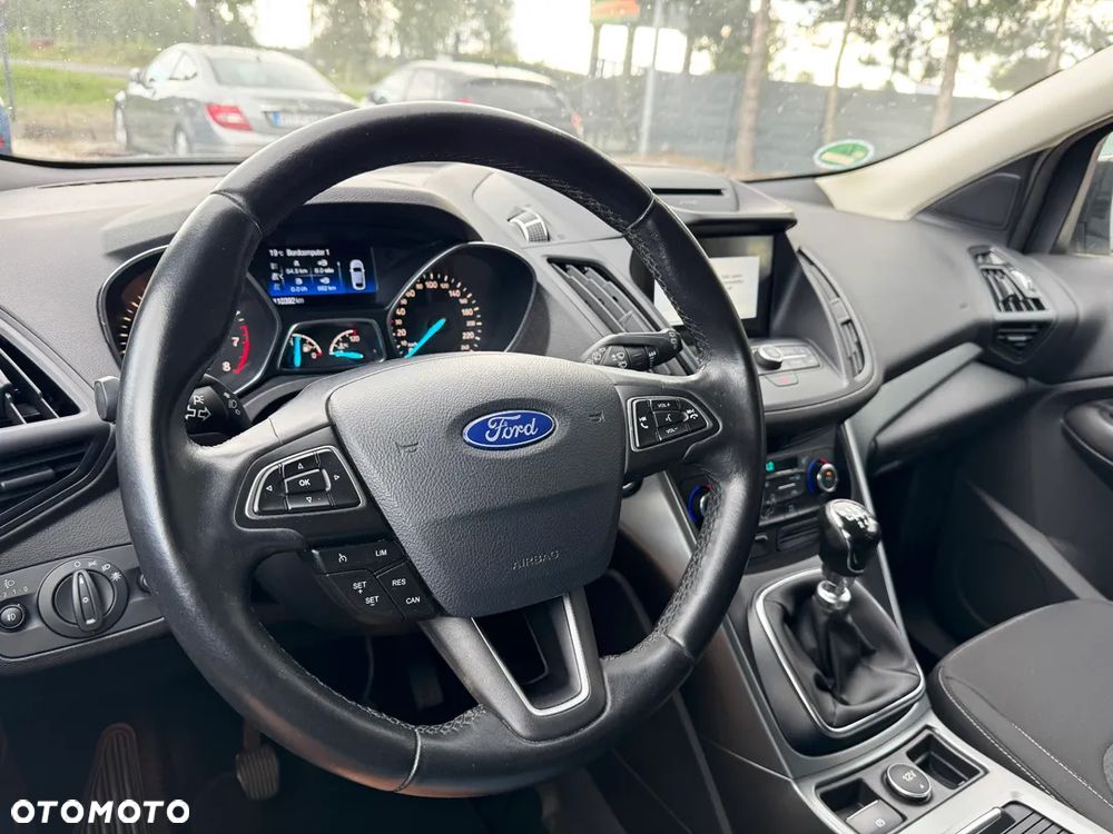 Ford Kuga 1.5 EcoBoost 2x4 Titanium - 21
