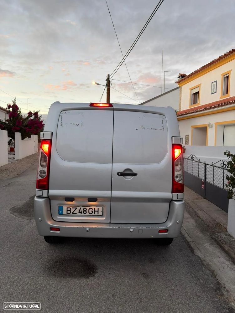 Peugeot Expert 2.0 BlueHDi L2H1 Semi-Vidrado - 6