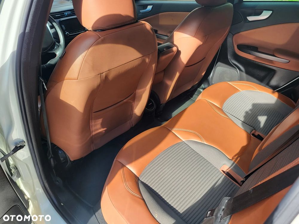 Alfa Romeo Giulietta 2.0 JTDM Exclusive - 29