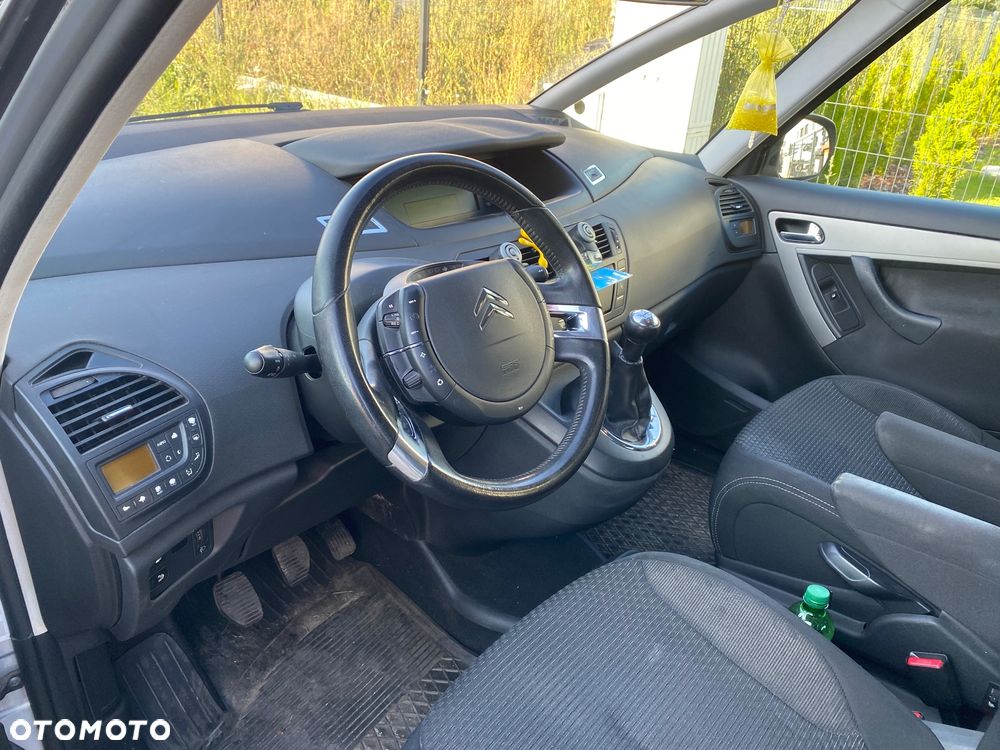 Citroën C4 Picasso - 10