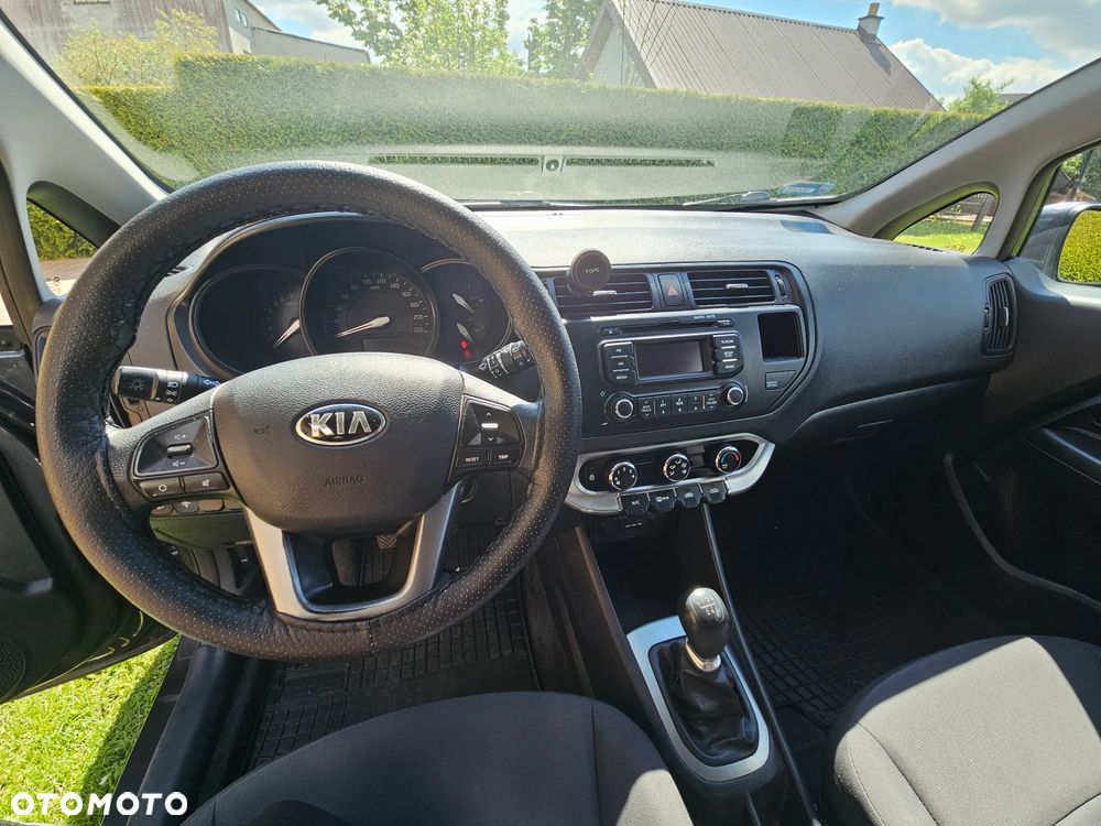 Kia Rio 1.4 M - 8