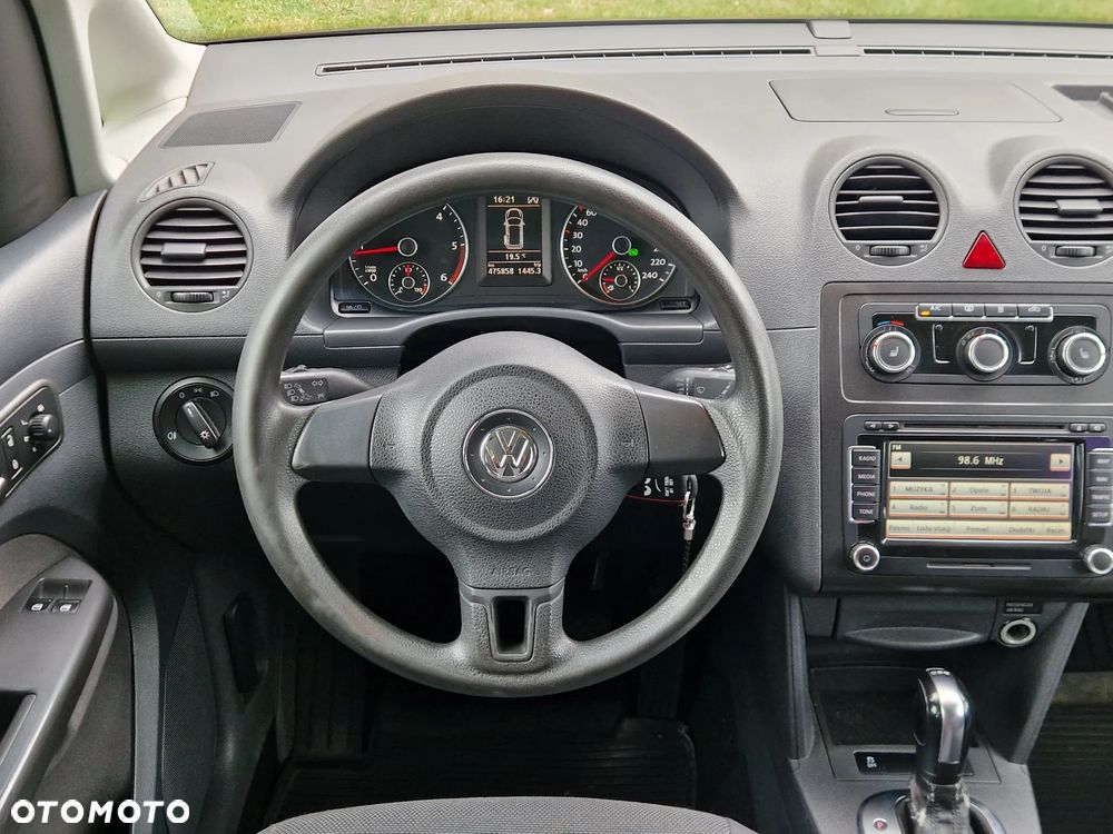 Volkswagen Caddy Comfortline DSG - 32
