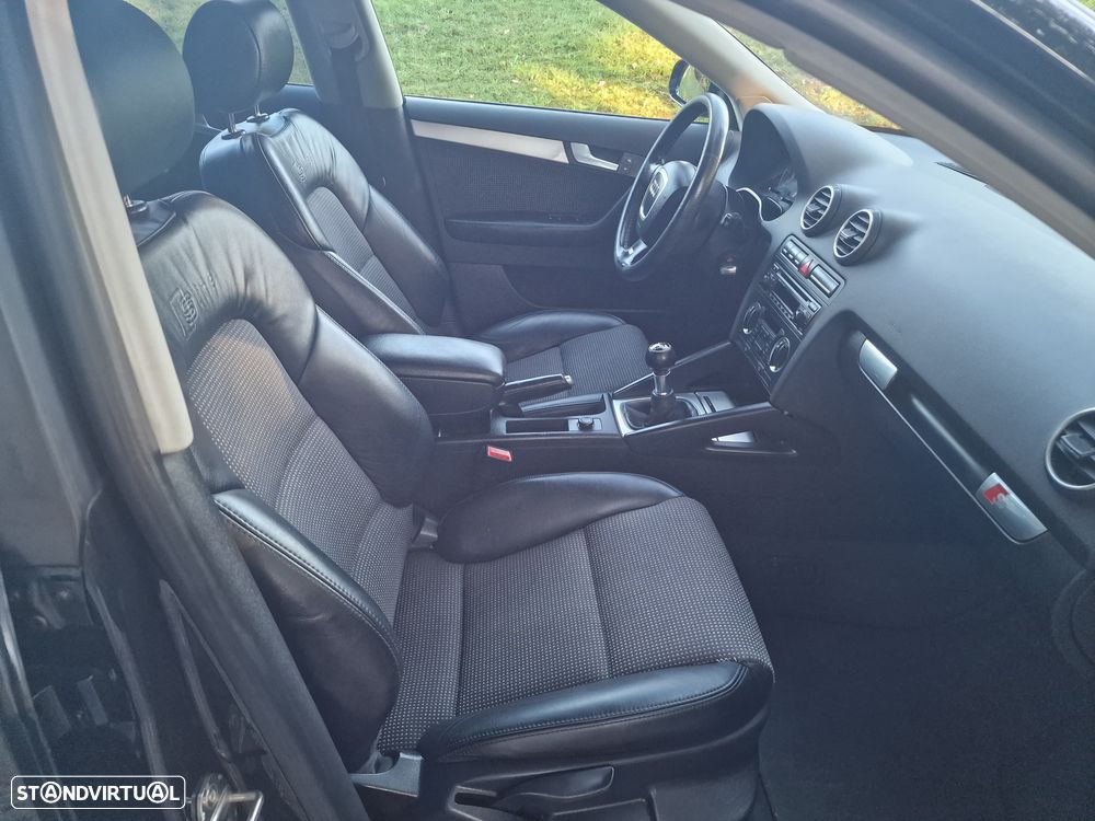 Audi A3 Sportback 2.0 TDi S-line - 9