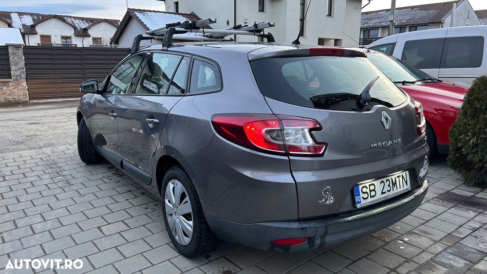 Renault Megane 1.5 dCi Expression - 6