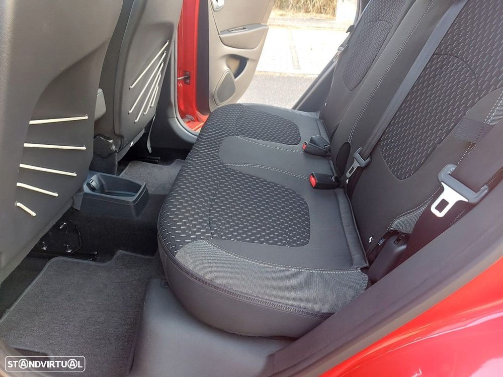 Renault Captur 0.9 TCE Exclusive - 31