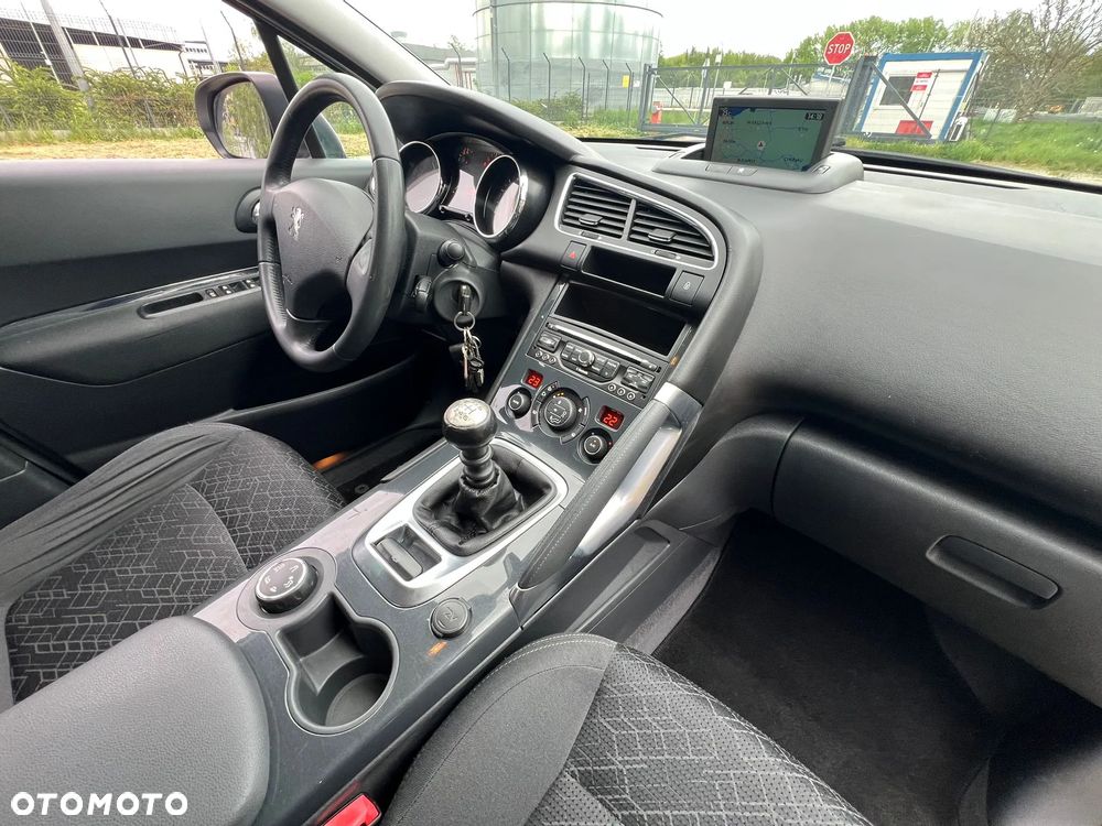 Peugeot 3008 1.6 HDi Access - 8