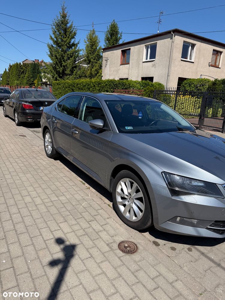 Skoda Superb 2.0 TDI Ambition - 3