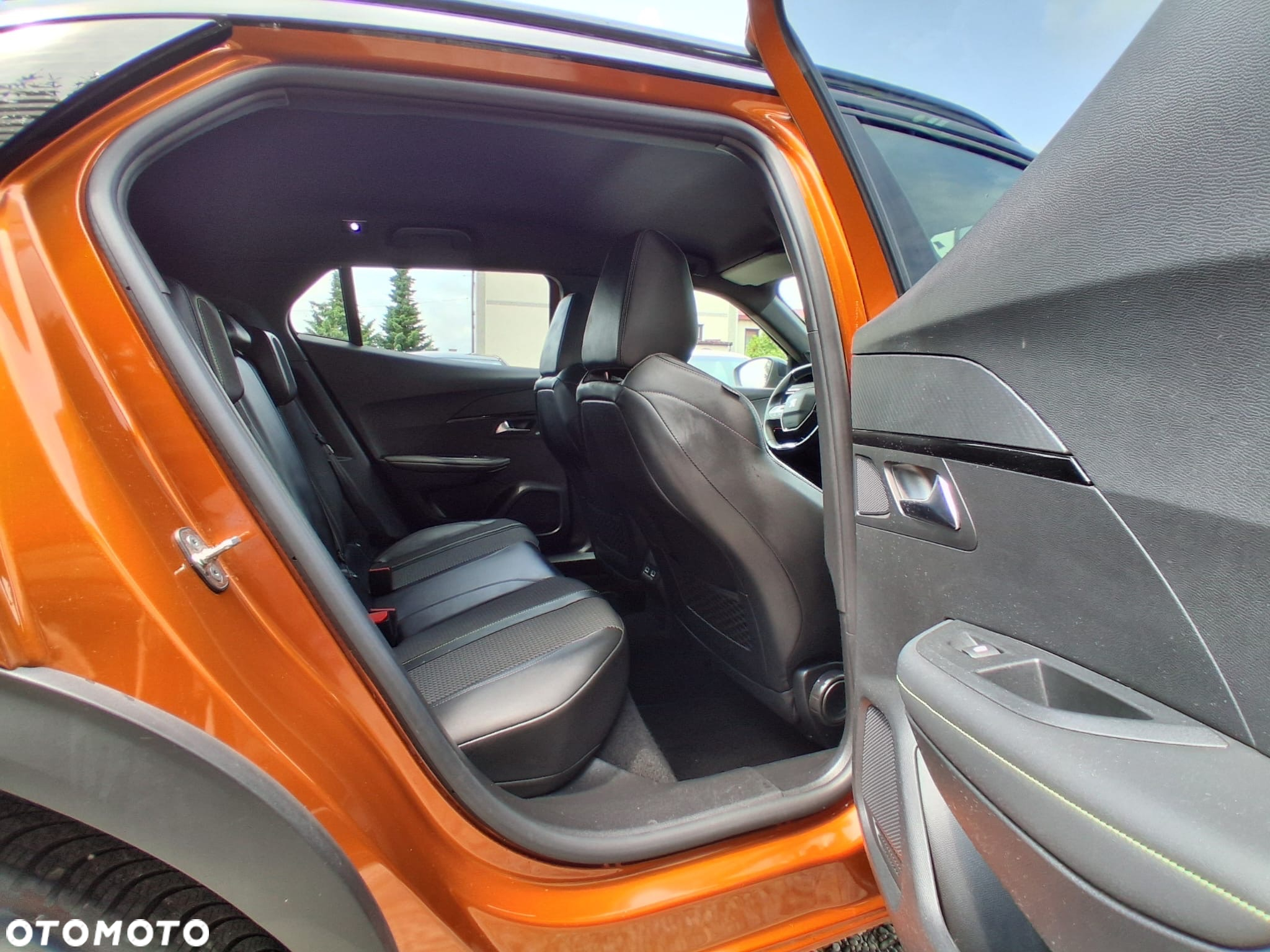 Peugeot 2008 PureTech 130 GT S&S EAT8 - 27