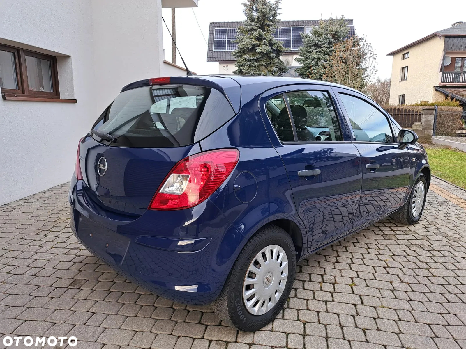 Opel Corsa 1.2 16V Essentia - 7
