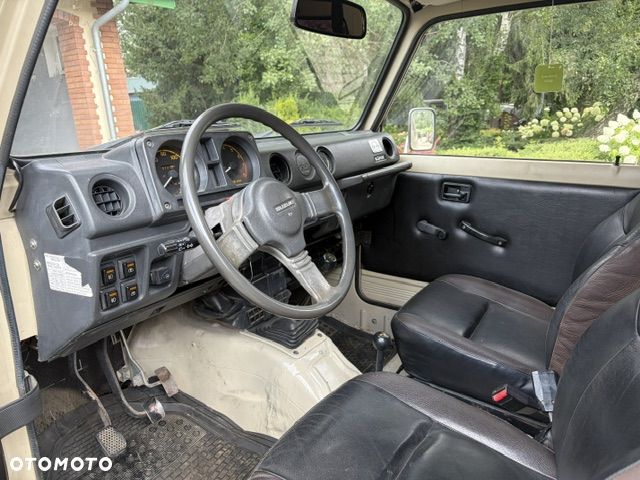 Suzuki Samurai - 6