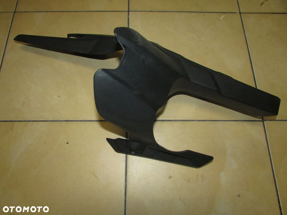 Benelli BN 125 osłona łańcucha - 2