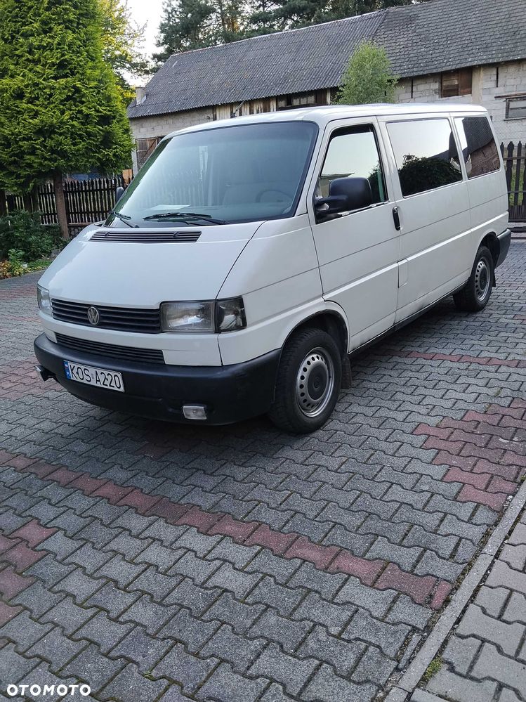 Volkswagen Transporter - 1