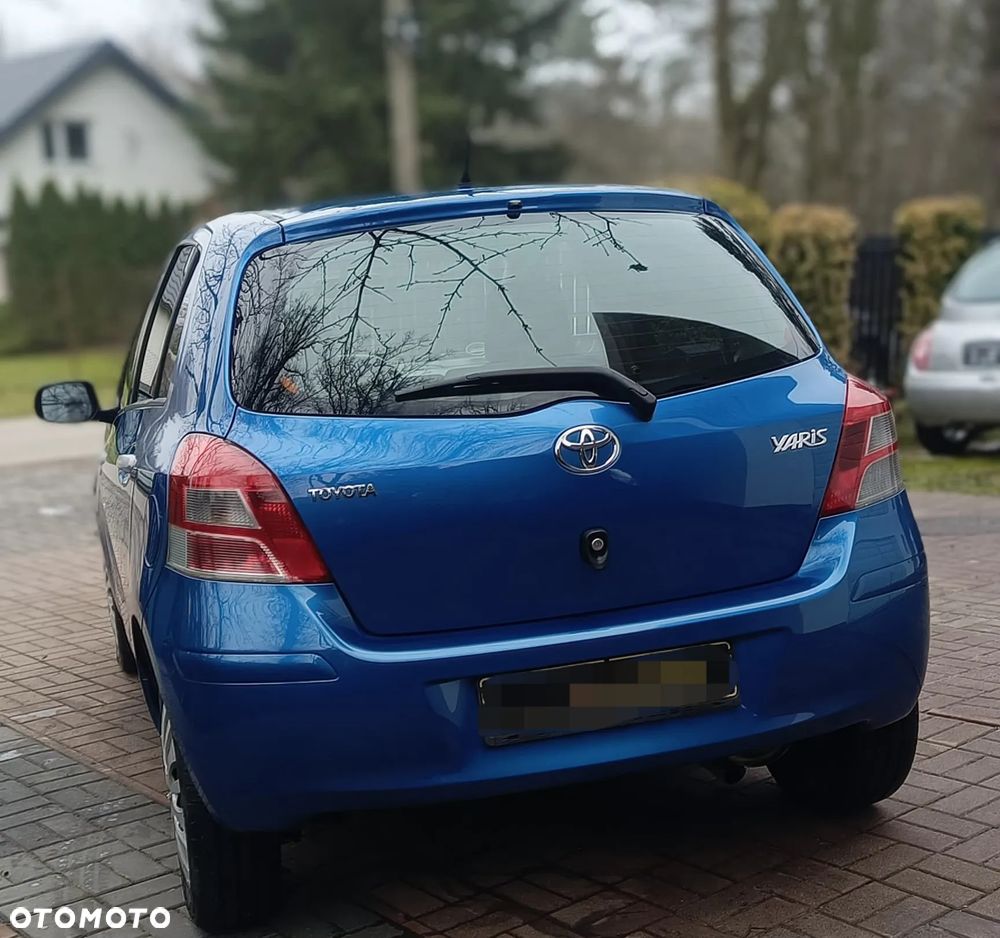 Toyota Yaris 1.33 VVT-i Sol - 3