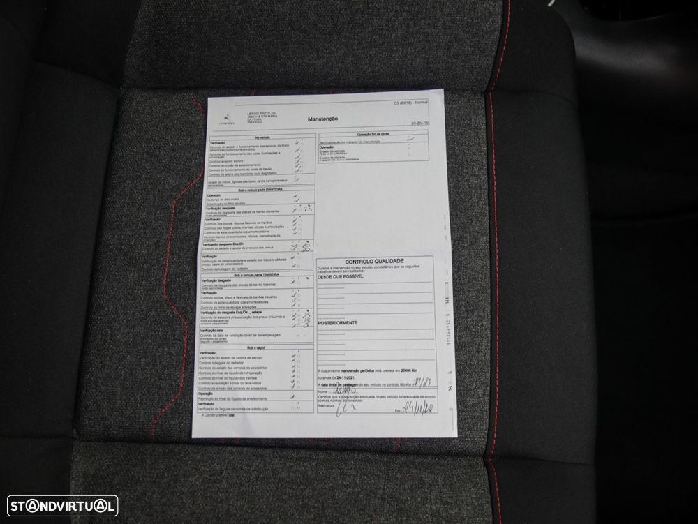 Citroën C3 1.2 PureTech Shine EAT6 - 38