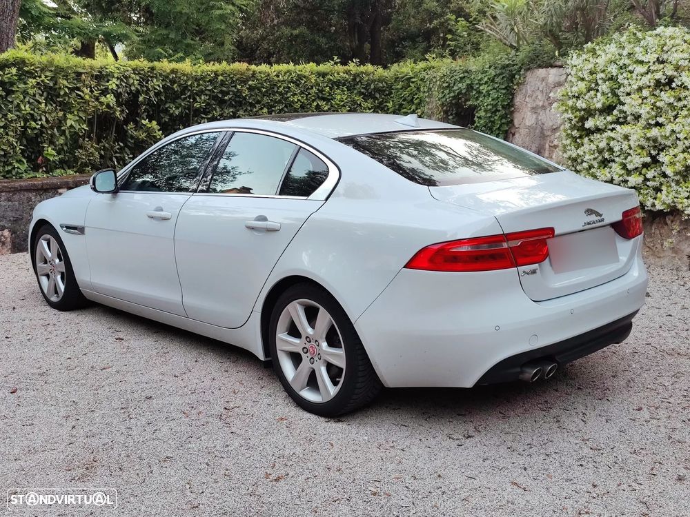 Jaguar XE 20d Aut. Prestige - 8