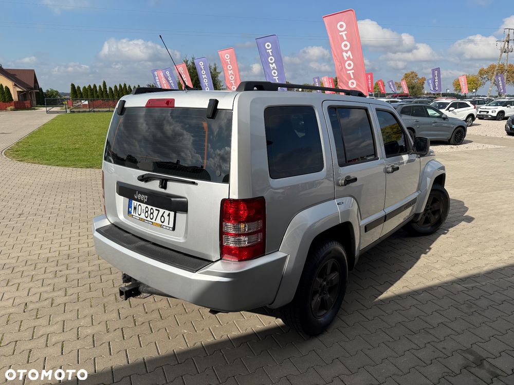 Jeep Liberty - 3