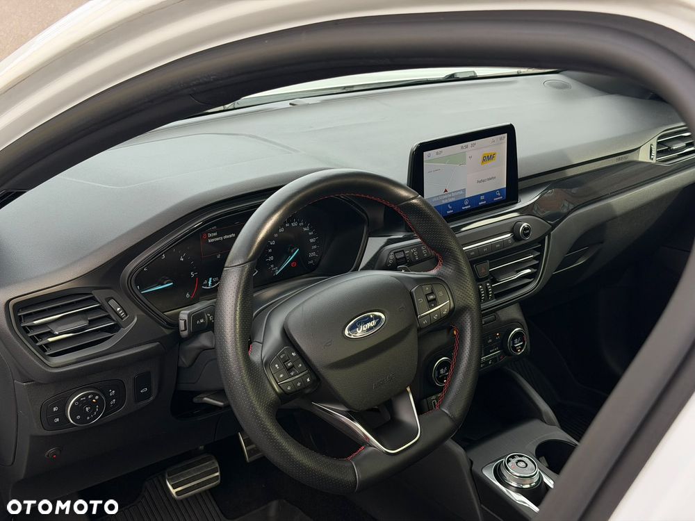 Ford Focus 2.0 TDCi ST-Line Black ASS PowerShift - 17