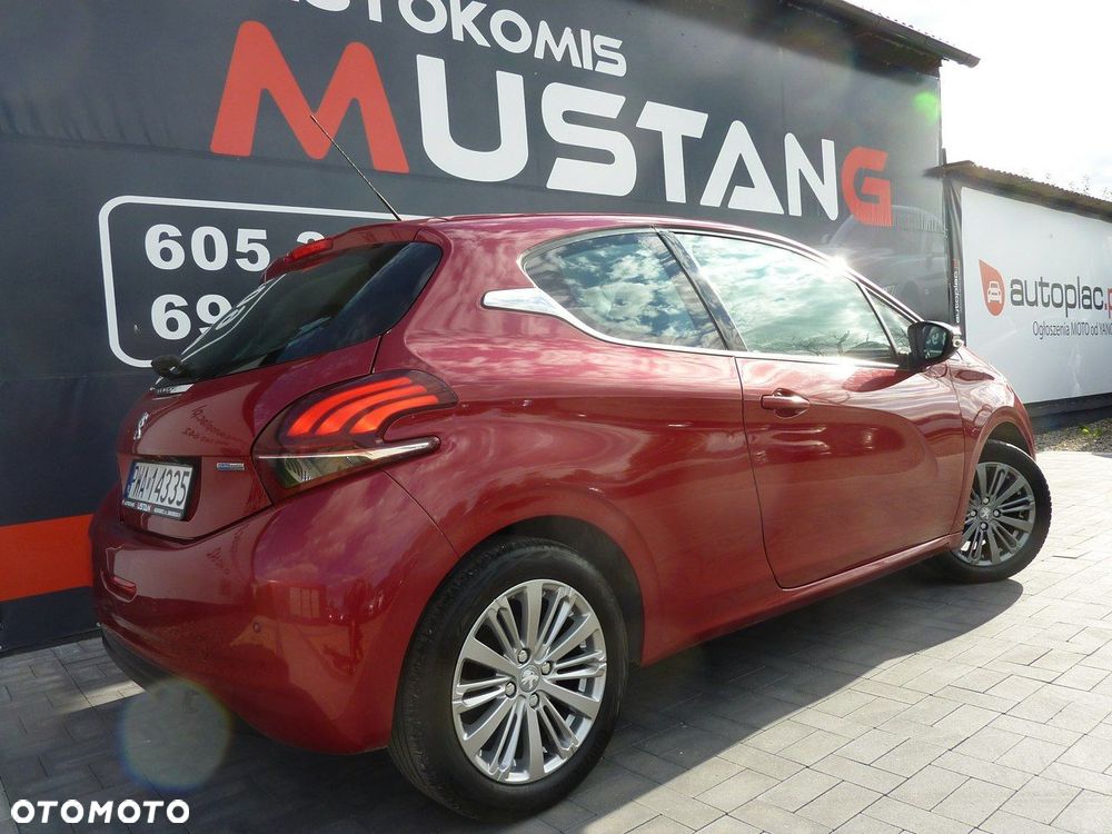 Peugeot 208 - 4