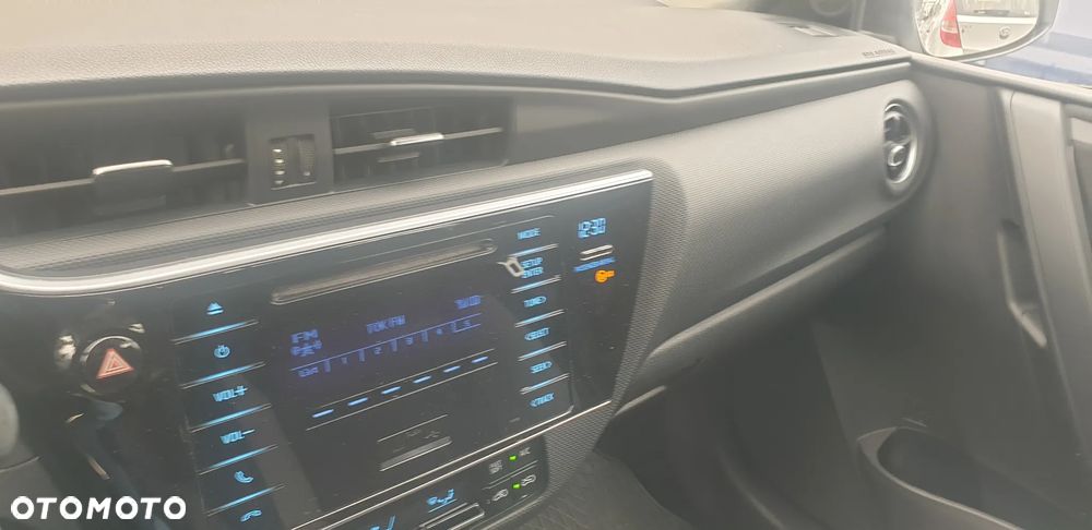 Toyota Auris 2016 photo 5
