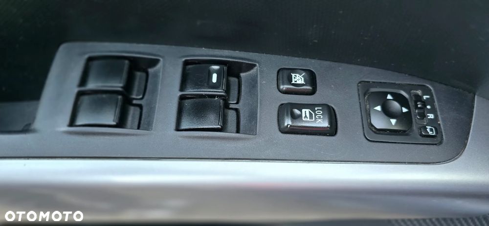 Mitsubishi Outlander - 18