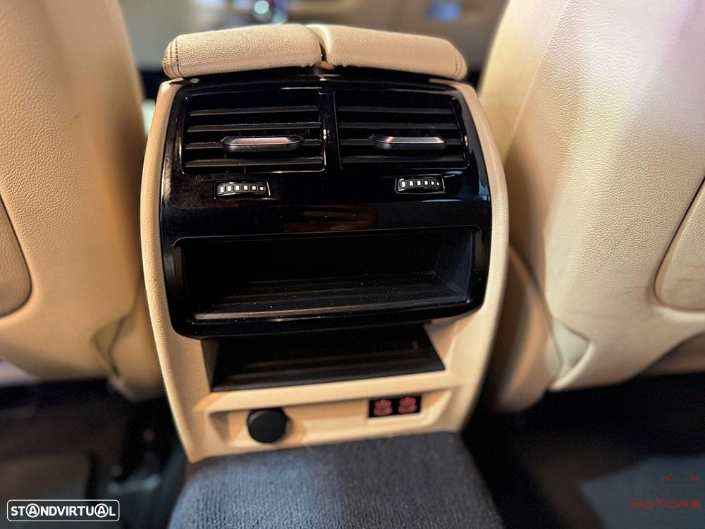 BMW 530 e Pack Desportivo M - 38