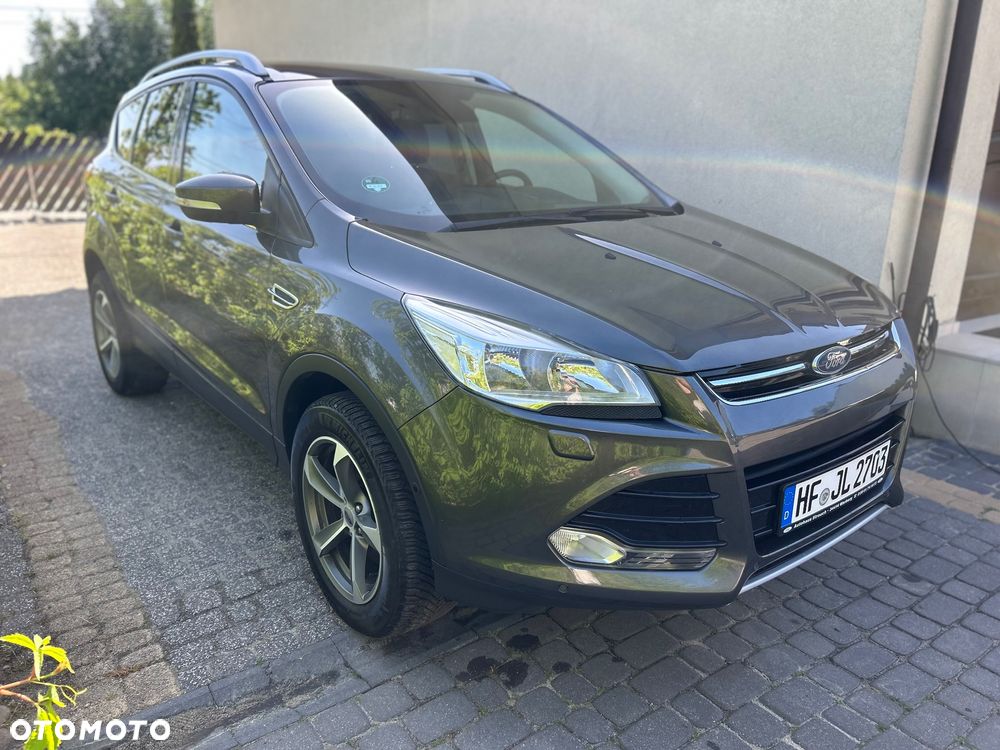 Ford Kuga 2.0 TDCi 2x4 Titanium - 2