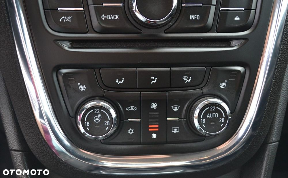 Opel Mokka 1.4 Turbo ecoFLEX Start/Stop 4x4 Innovation - 26