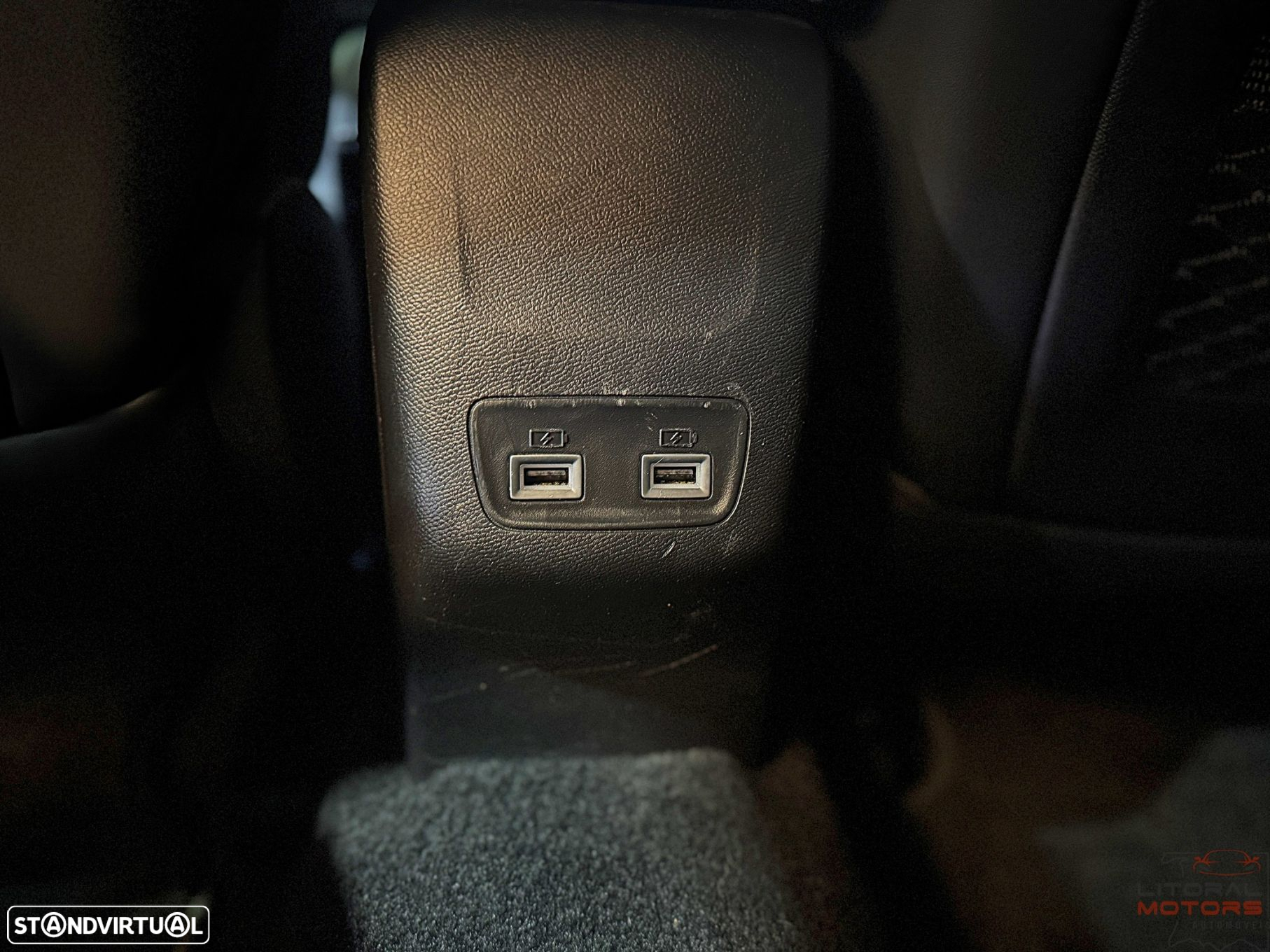 Peugeot 2008 PureTech 155 EAT8 GT - 37