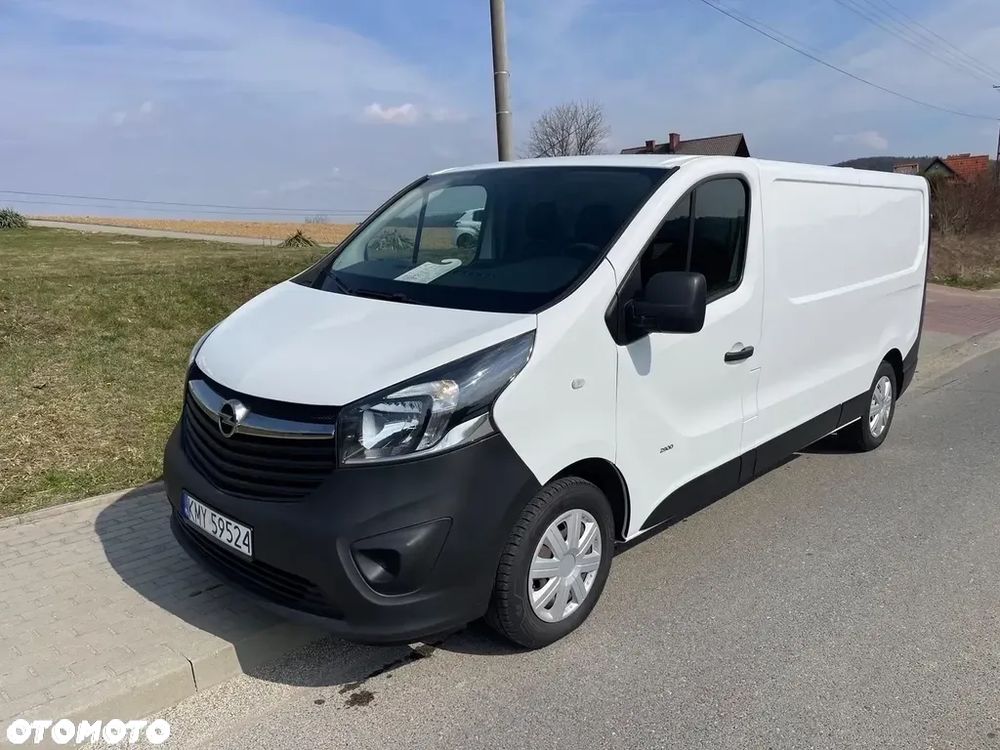 Opel Vivaro - 10