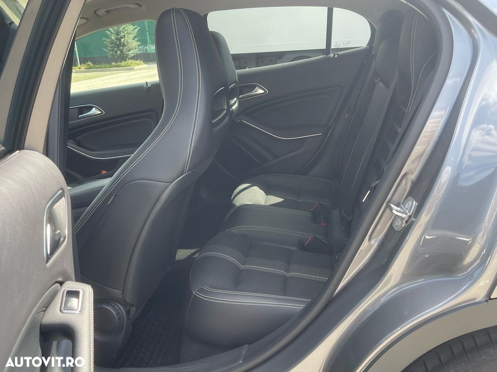 Mercedes-Benz GLA 200 d 4MATIC Aut. - 7