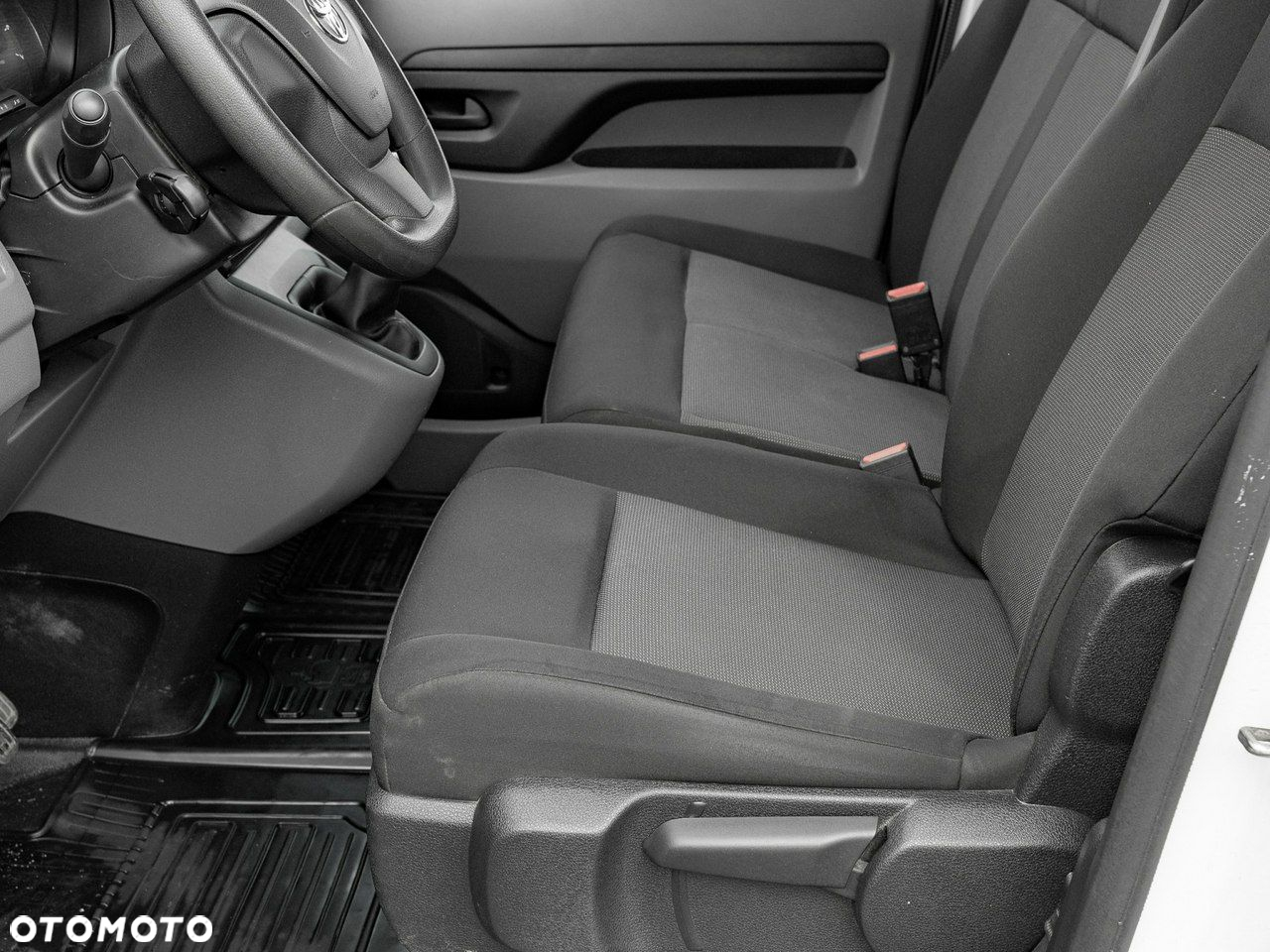 Toyota ProAce Kombi 2.0 D-4D Long 2,8t - 11