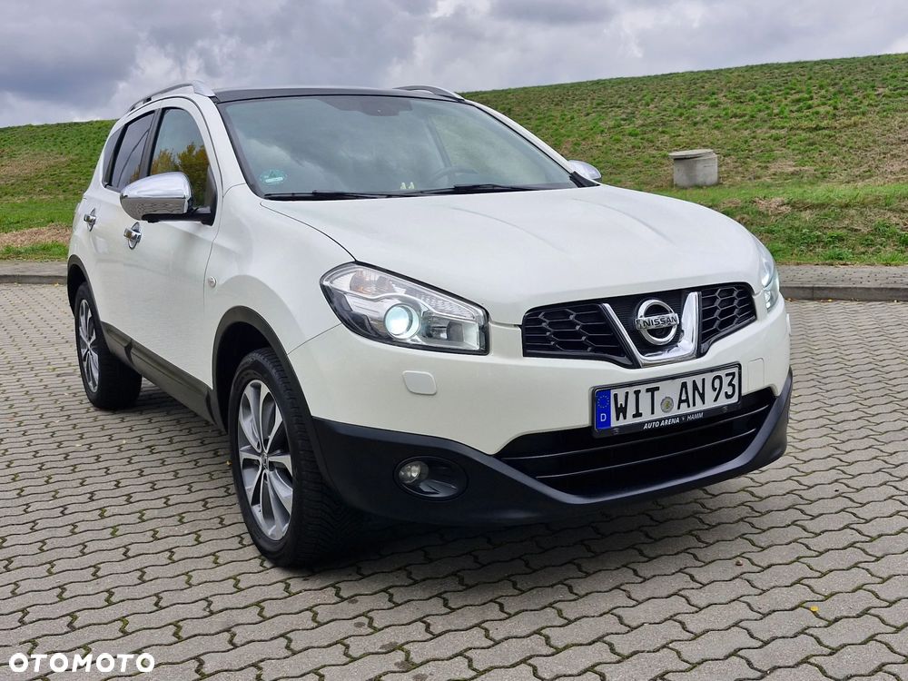 Nissan Qashqai 2.0 4 x 4 360 - 32