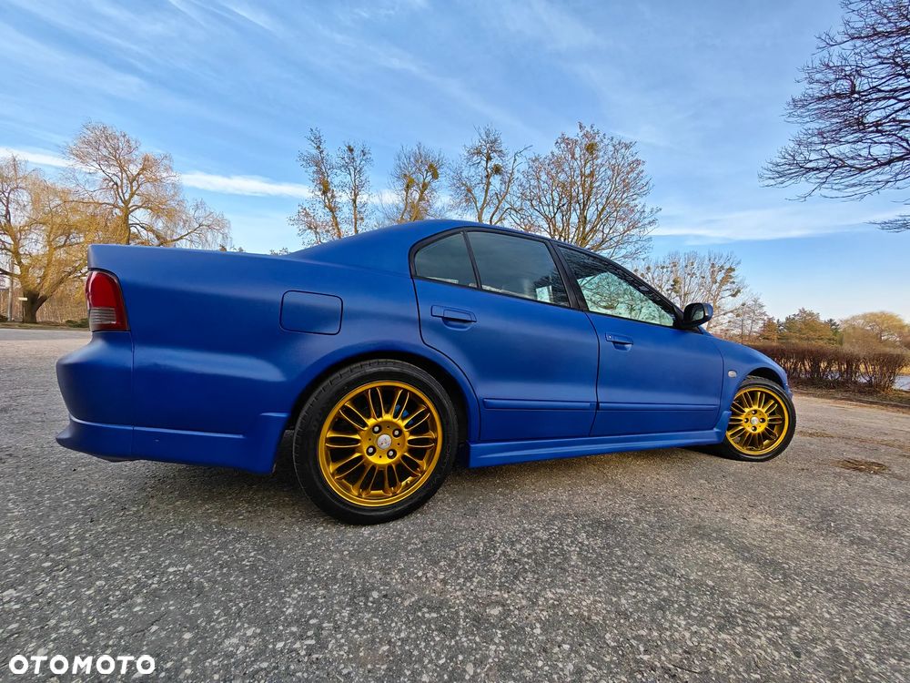 Mitsubishi Galant - 2