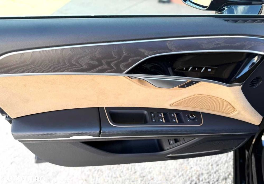 Audi A8 - 16