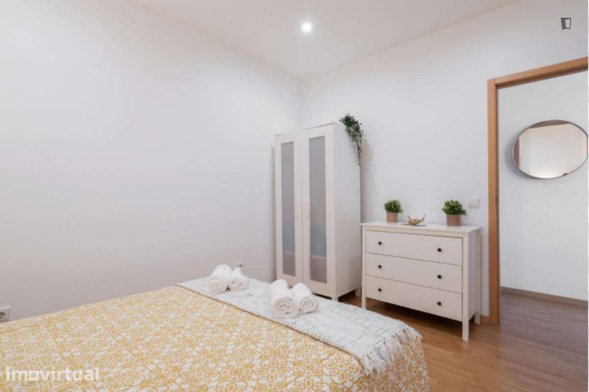 Apartamento com 1 quartos - localizado em Santo Ildefonso Porto - Grande imagem: 3/41