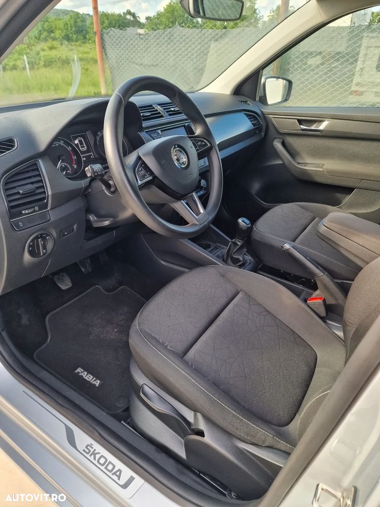 Skoda Fabia - 6