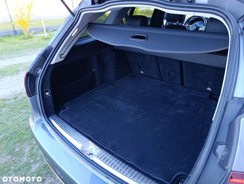 Mercedes-Benz Klasa C 300 d 9G-TRONIC Exclusive - 14