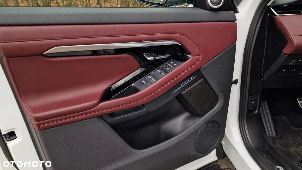 Land Rover Range Rover Evoque - 31