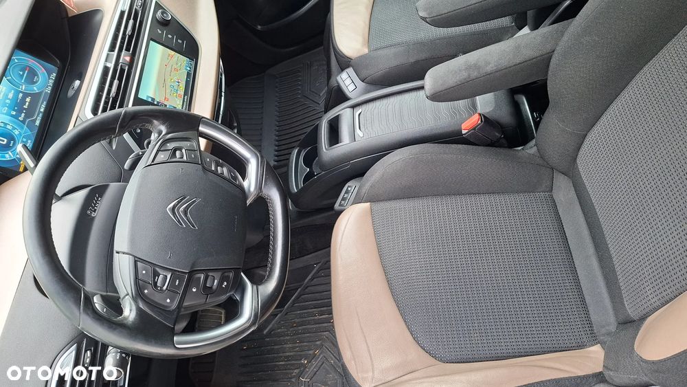 Citroën C4 Grand Picasso BlueHDi 150 EAT6 Exclusive - 20