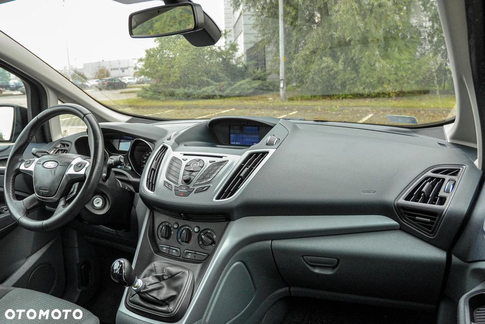 Ford C-MAX - 10