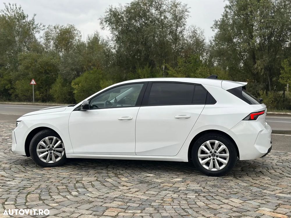 Opel Astra 1.5L Start/Stop AT8 Elegance - 4