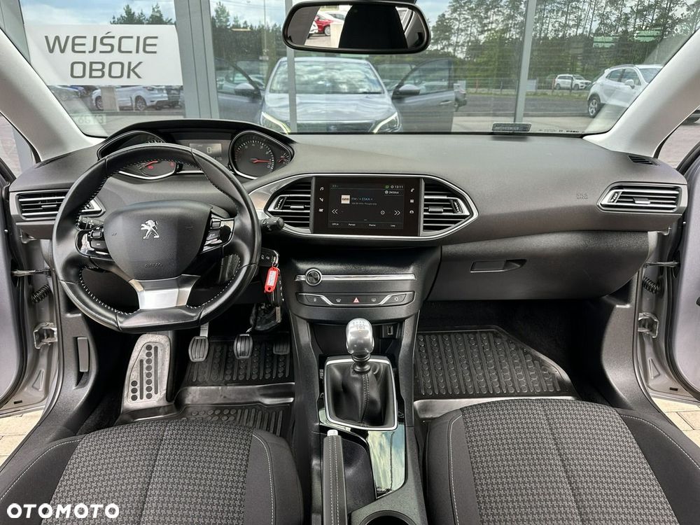 Peugeot 308 1.2 PureTech Allure Pack S&S - 8